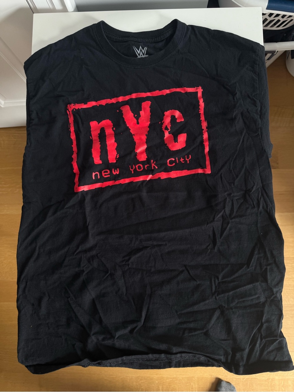 WWE Black 'NYC New York City' Graphic Men’s T‑Shirt